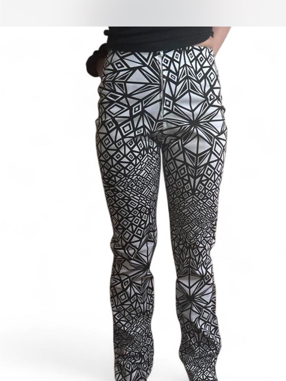 Black & White Geometric Print Flare
Pants - Sz M - Deadstock Deadstock